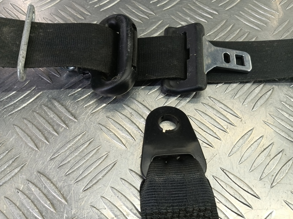 ремень безопасности FORD Fusion 1.4 MT (80 л.с.)Fusion  I рестайлинг (2005—2012) Хетчбэк 1489224, 750 рублей, Москва