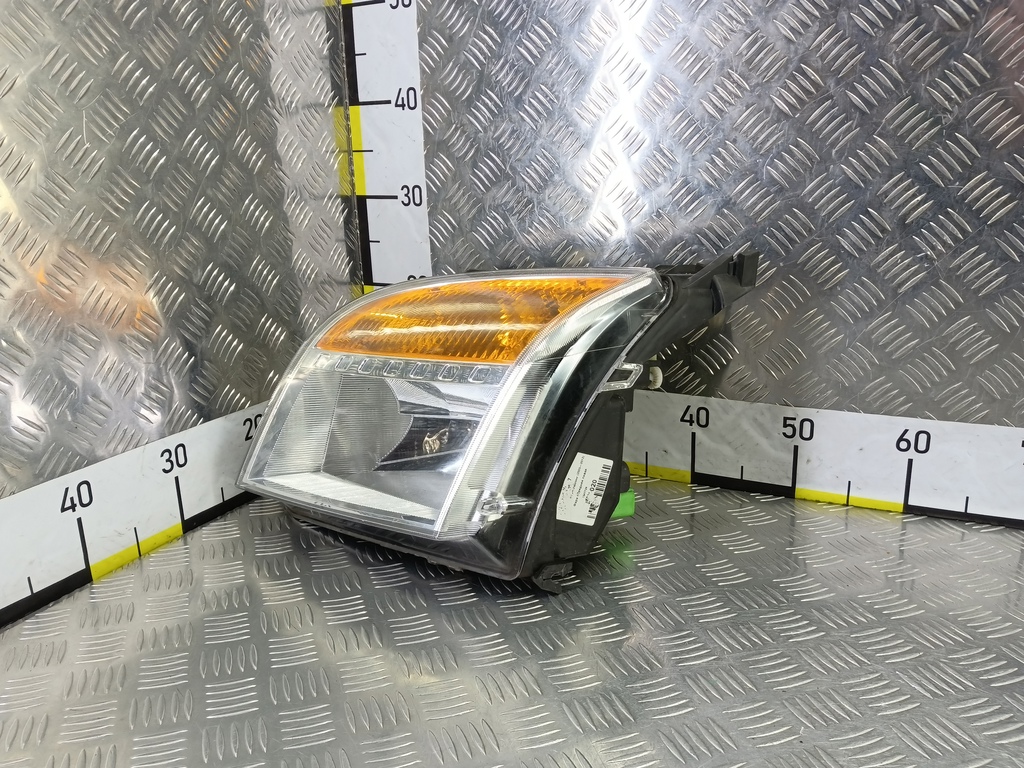 фара FORD Fusion 1.4 MT (80 л.с.)Fusion  I рестайлинг (2005—2012) Хетчбэк 1547726, 11330 рублей, Москва