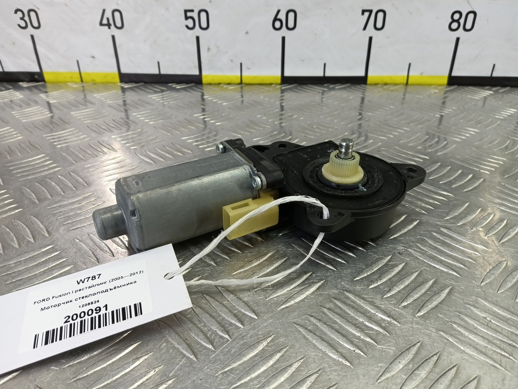 моторчик стеклоподъёмника FORD Fusion 1.4 MT (80 л.с.)Fusion  I рестайлинг (2005—2012) Хетчбэк 1206824, 1320 рублей, Москва
