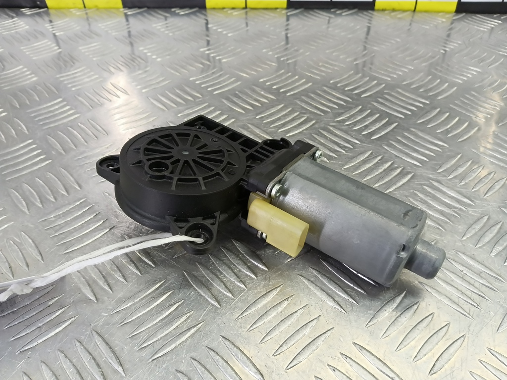 моторчик стеклоподъёмника FORD Fusion 1.4 MT (80 л.с.)Fusion  I рестайлинг (2005—2012) Хетчбэк 1206824, 1320 рублей, Москва