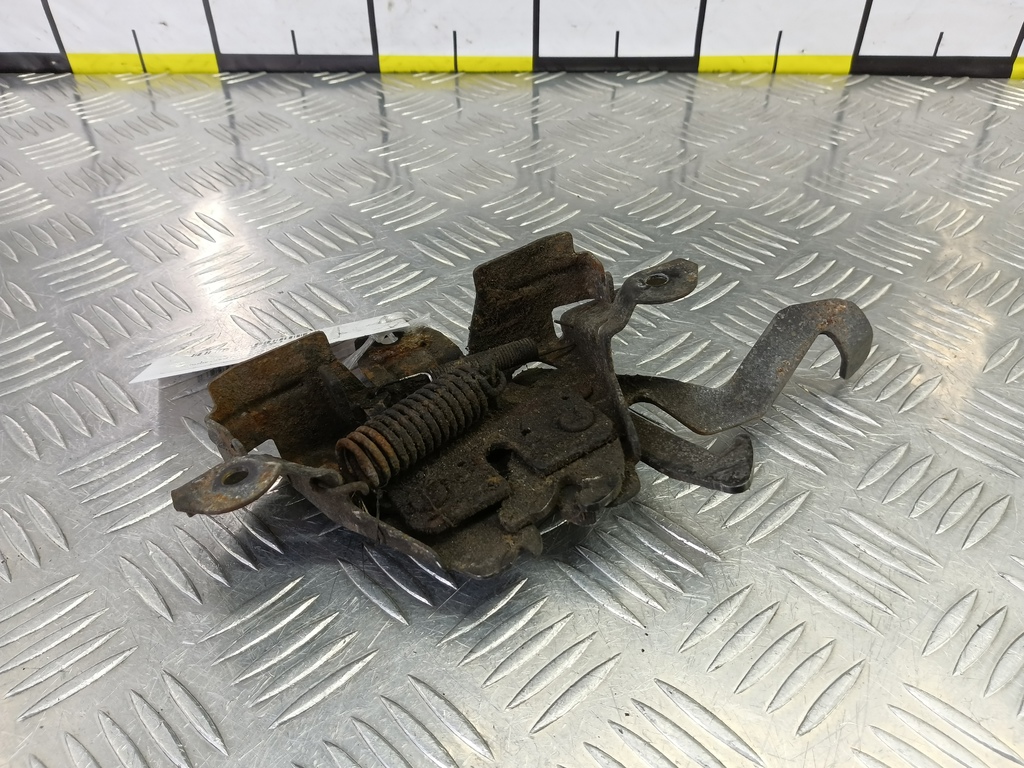 замок капота MITSUBISHI CARISMA 1.6 AT (90 л.с.)Carisma  I рестайлинг (1999—2004) Лифтбек MR910194, 2360 рублей, Москва