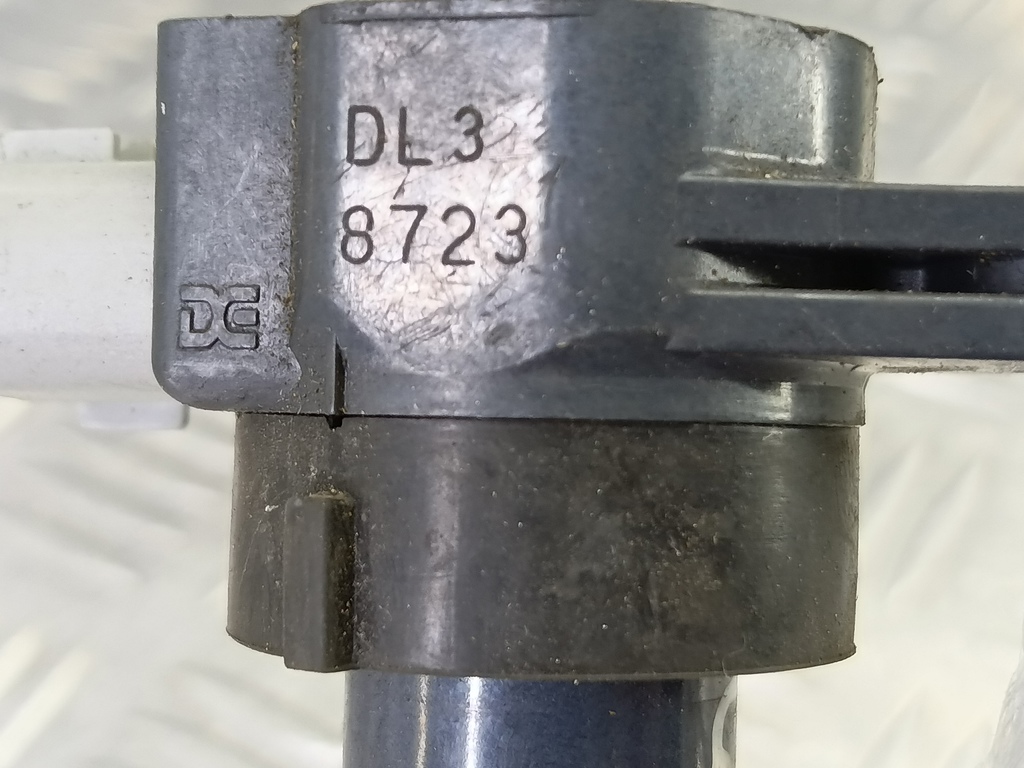 катушка зажигания SUZUKI Grand Vitara 2.0 4WD MT (140 л.с.)Grand Vitara  II (2005—2008) Внедорожник 3340051K40, 980 рублей, Москва