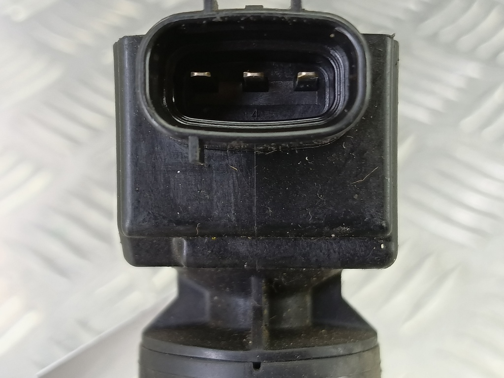 катушка зажигания SUZUKI Grand Vitara 2.0 4WD MT (140 л.с.)Grand Vitara  II (2005—2008) Внедорожник 3340065J00, 1090 рублей, Москва