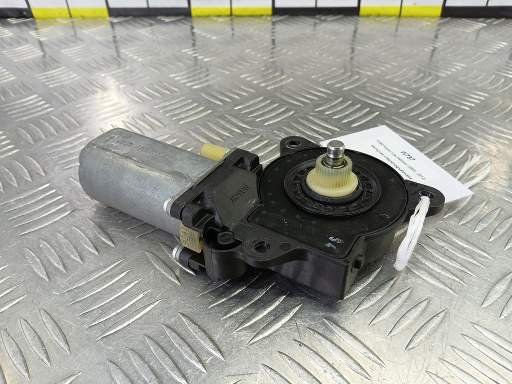 моторчик стеклоподъёмника FORD Fusion 1.4 MT (80 л.с.)Fusion  I рестайлинг (2005—2012) Хетчбэк 1205750, 520 рублей, Москва