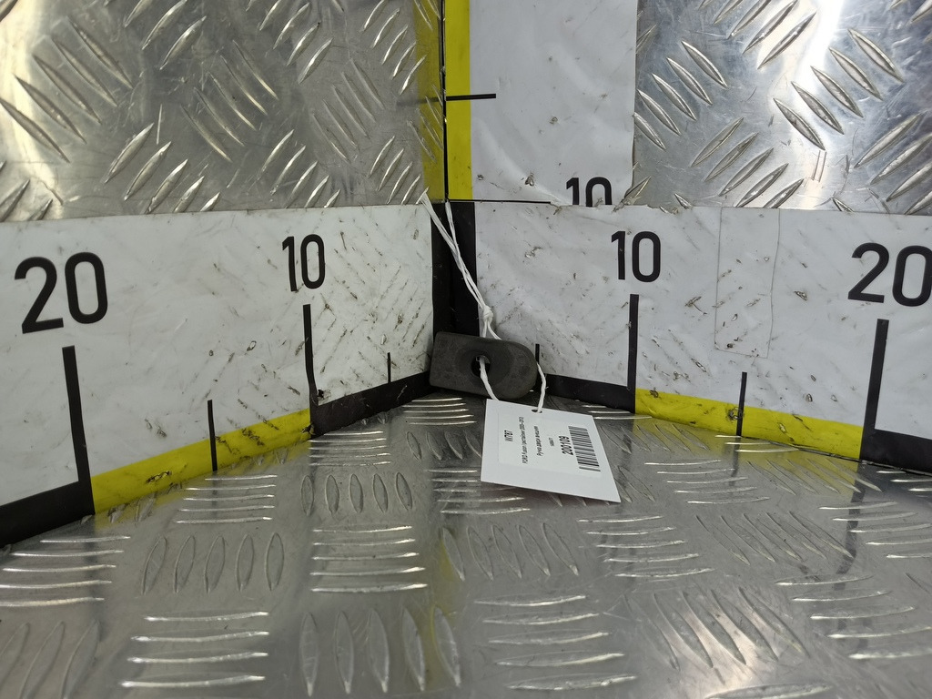 ручка двери внешняя FORD Fusion 1.4 MT (80 л.с.)Fusion  I рестайлинг (2005—2012) Хетчбэк 1466477, 630 рублей, Москва