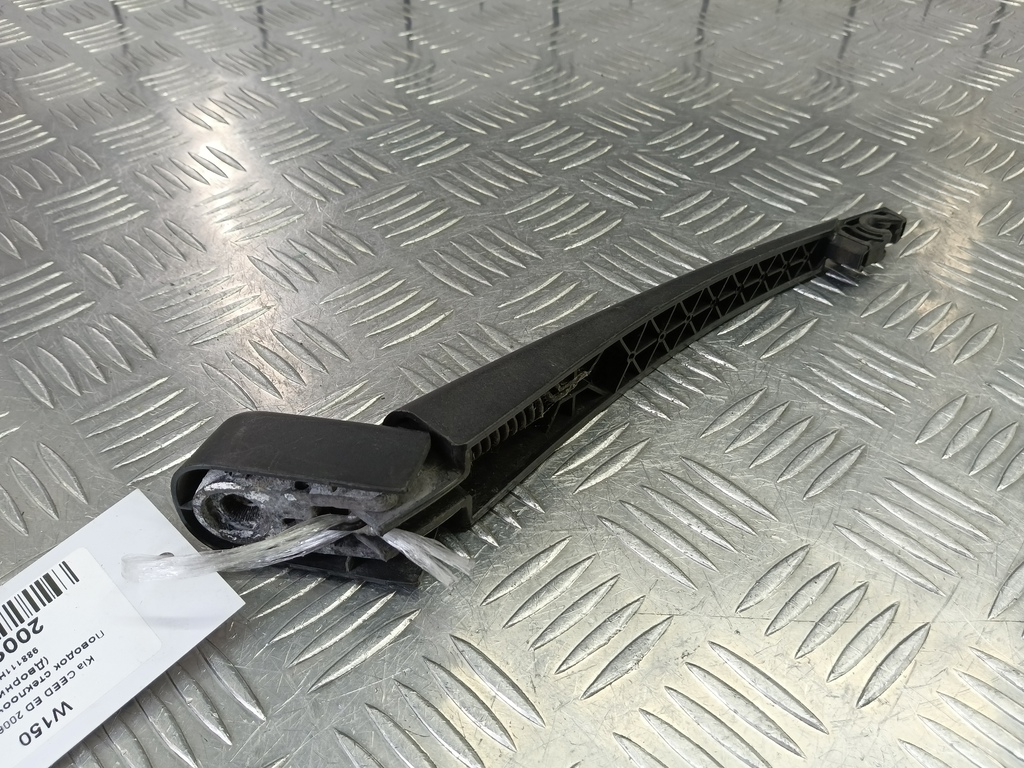 поводок стеклоочистителя (дворник) Kia Ceed  988111H000, 630 рублей, Москва