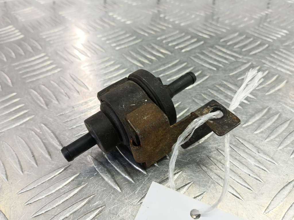 клапан вентиляции топливного бака Hyundai TUCSON  2891022040, 1440 рублей, Москва