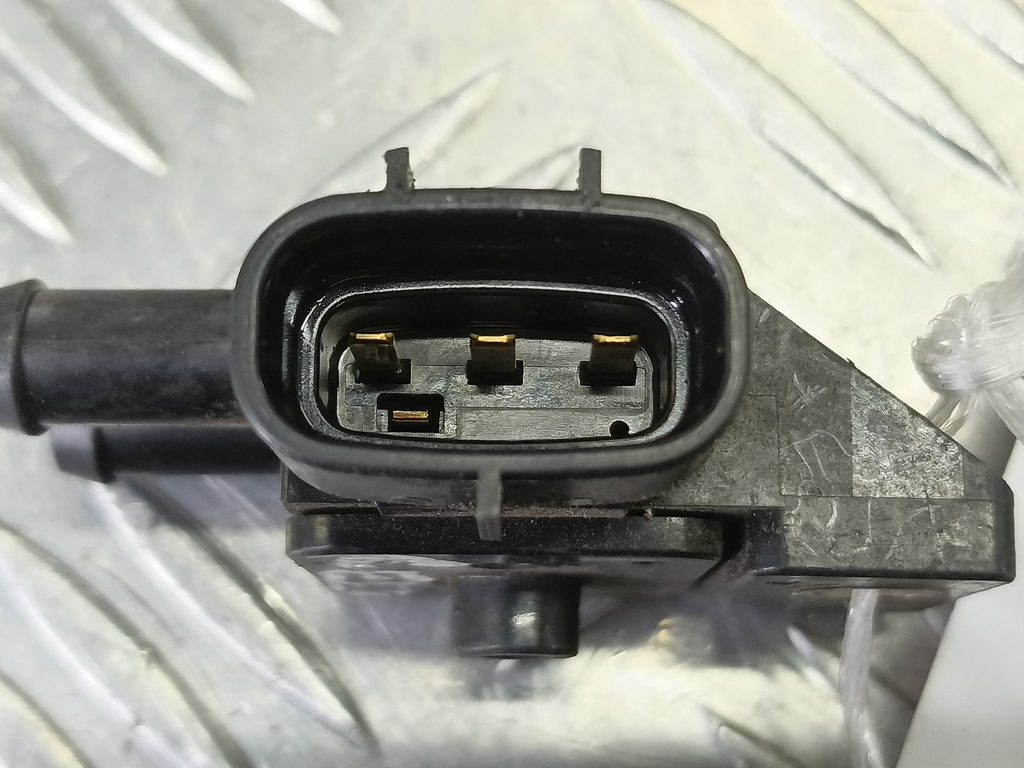 датчик давления выхлопных газов Kia Ceed  392102A800, 630 рублей, Москва