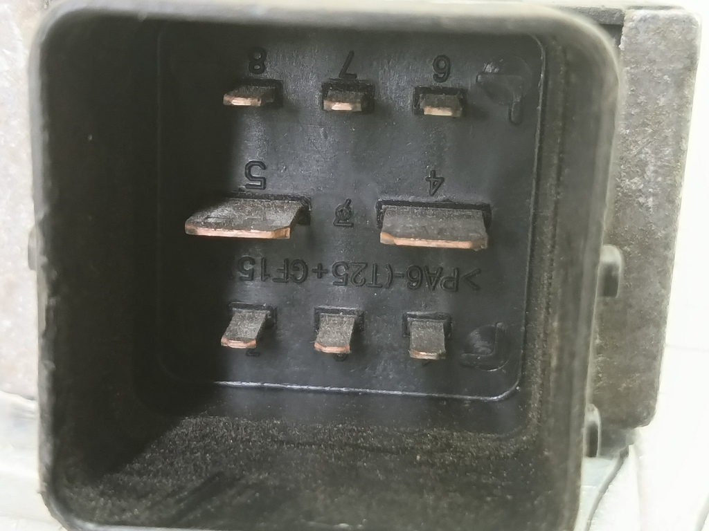 реле свечей накала Renault Master  110678071R, 3850 рублей, Москва