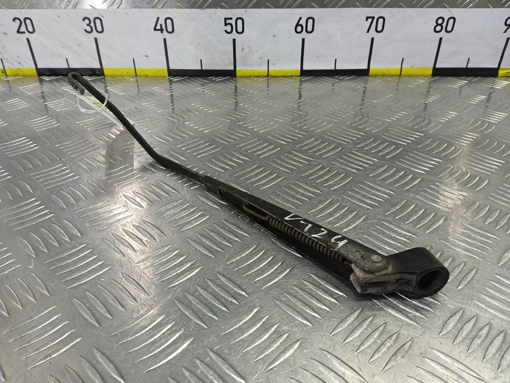 поводок стеклоочистителя (дворник) MITSUBISHI PAJERO SPORT  MR300823, 750 рублей, Москва