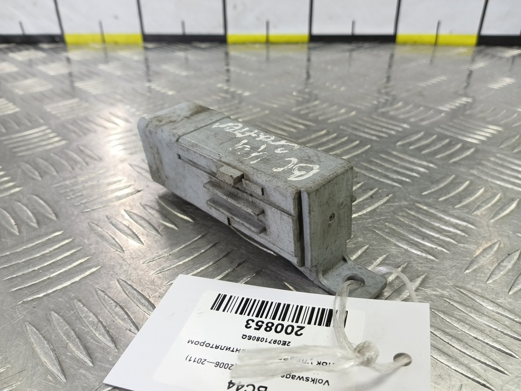 блок управления вентилятором Volkswagen Crafter  2E0971080SQ, 6150 рублей, Москва