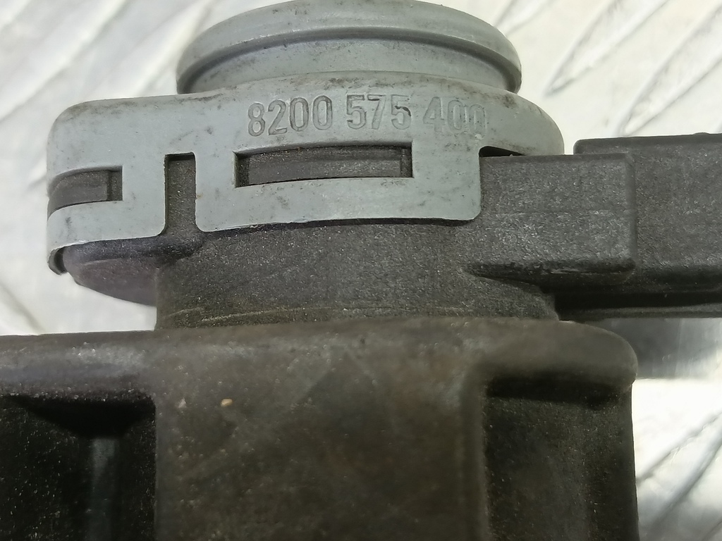 клапан электромагнитный Renault Kangoo  8200575400, 6380 рублей, Москва