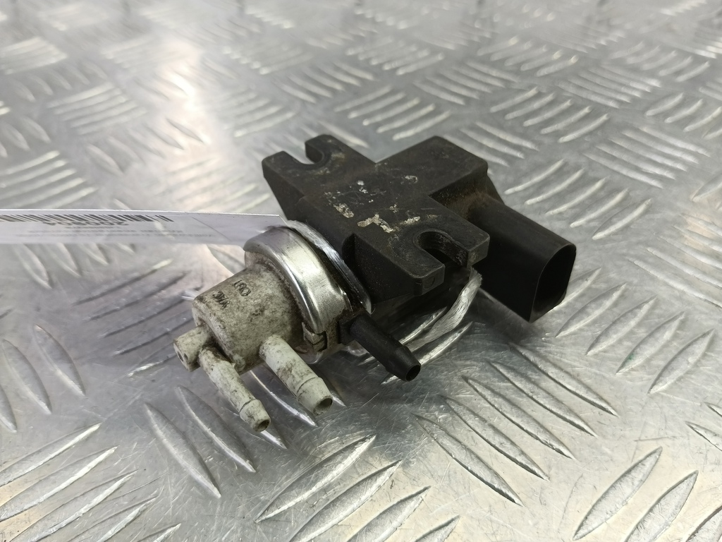 клапан электромагнитный Volkswagen Transporter  1J0906627B, 4079 рублей, Москва