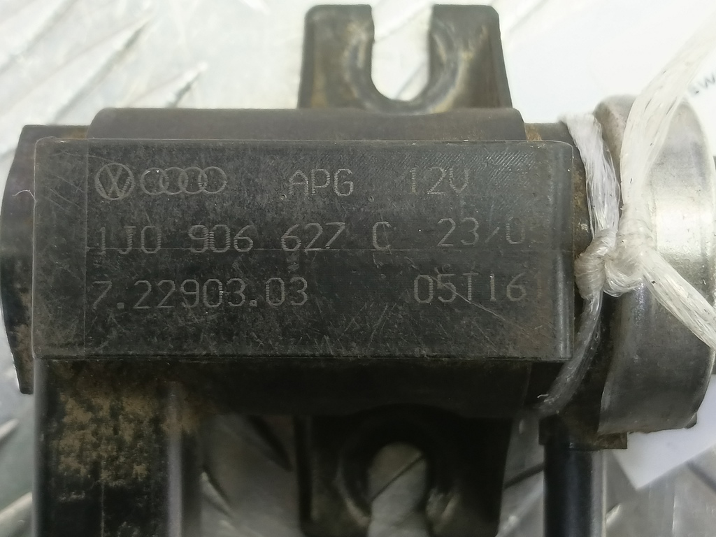 клапан электромагнитный Volkswagen Transporter  1J0906627C, 4079 рублей, Москва