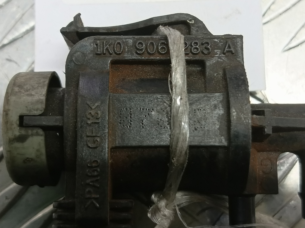 клапан электромагнитный Volkswagen Caddy  1K0906283A, 520 рублей, Москва