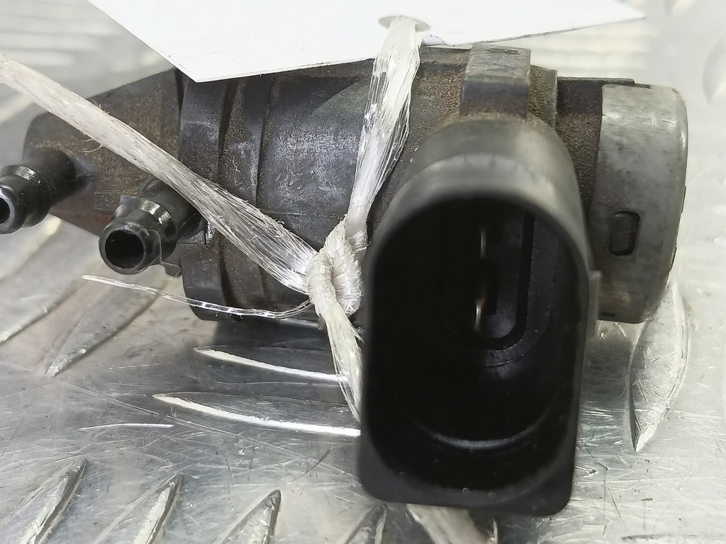 клапан электромагнитный Volkswagen Caddy  1K0906283A, 520 рублей, Москва