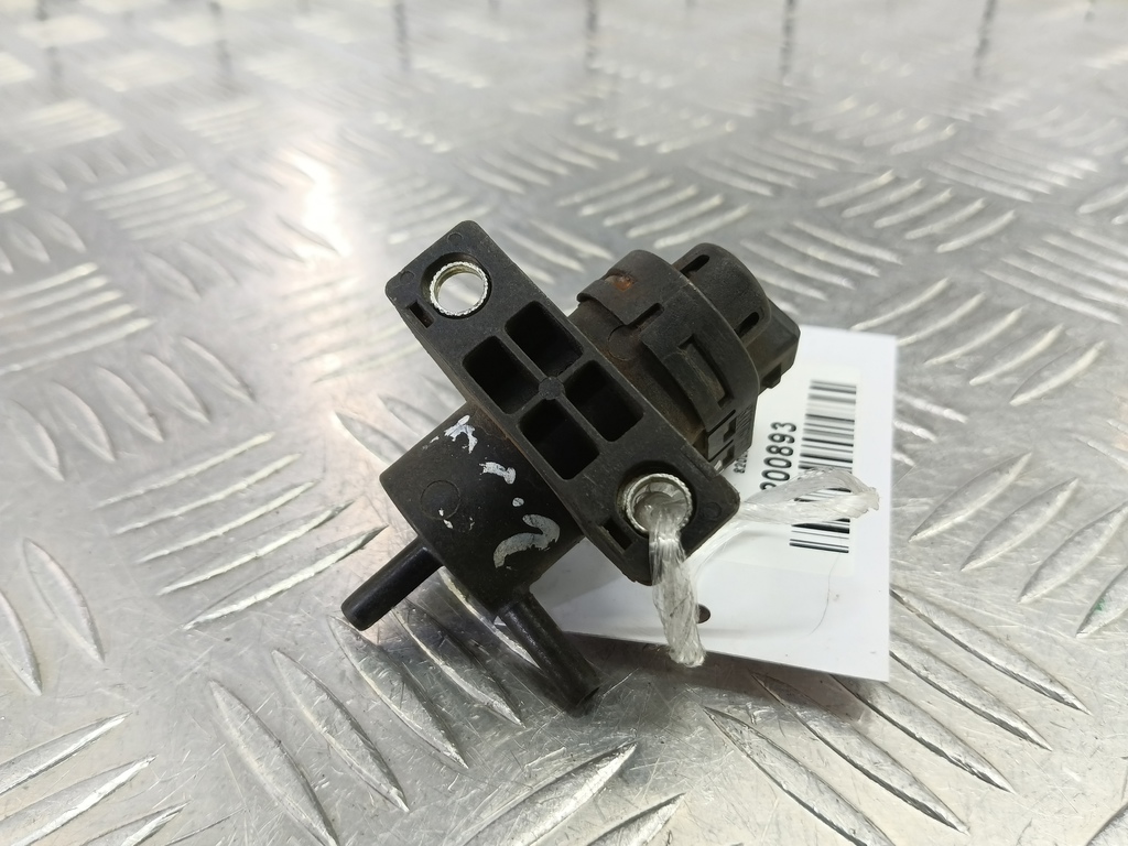 клапан электромагнитный Renault Master  8200762162, 1210 рублей, Москва