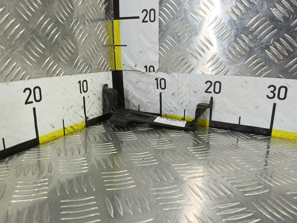 кронштейн датчика FORD Transit  1751521, 980 рублей, Москва