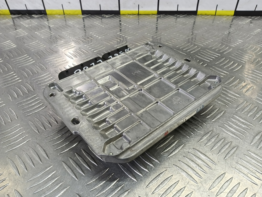 блок управления двигателем MITSUBISHI L200  2.5 DI-D 4WD MT (178 л.с.)L200  IV (2006—2014) Пикап 1860B701, 7300 рублей, Москва