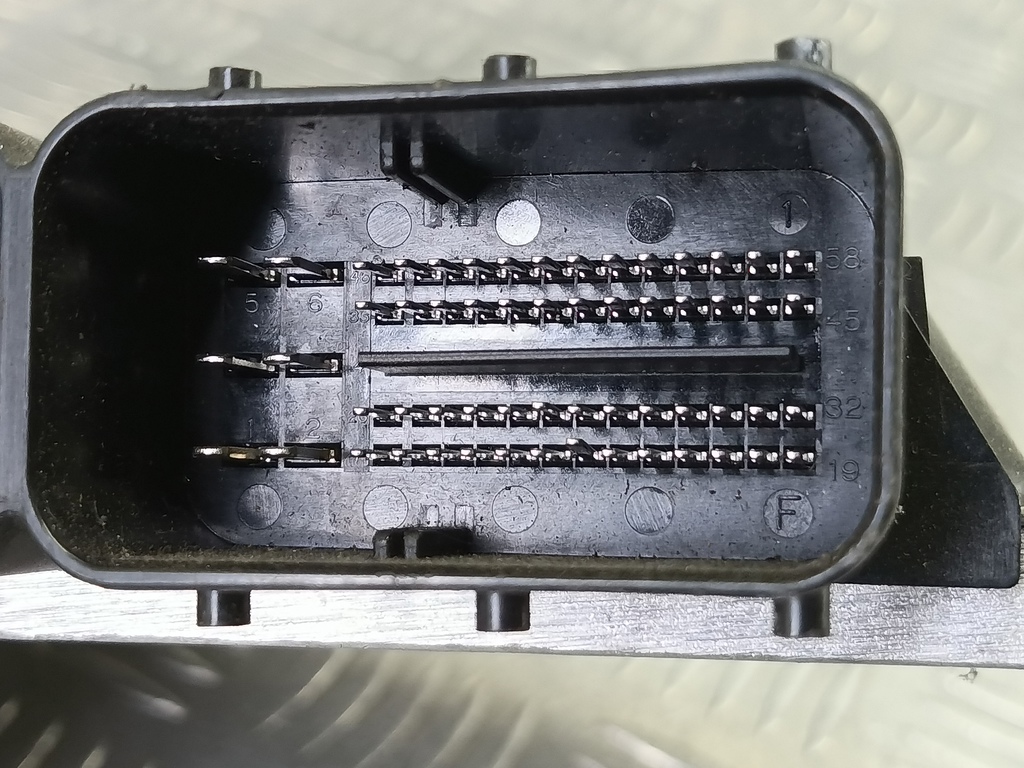 блок управления двигателем MITSUBISHI L200  2.5 DI-D 4WD MT (178 л.с.)L200  IV (2006—2014) Пикап 1860B701, 7300 рублей, Москва