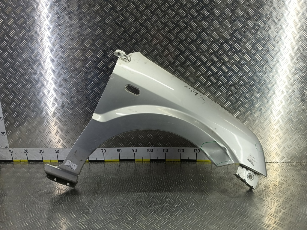 крыло FORD Fusion 1.4 MT (80 л.с.)Fusion  I рестайлинг (2005—2012) Хетчбэк 1420114, 9600 рублей, Москва