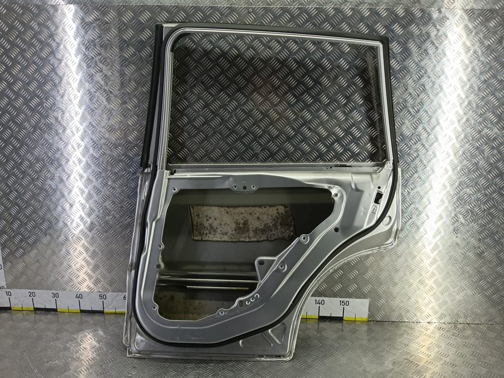 дверь FORD Fusion 1.4 MT (80 л.с.)Fusion  I рестайлинг (2005—2012) Хетчбэк 1692555, 4770 рублей, Москва