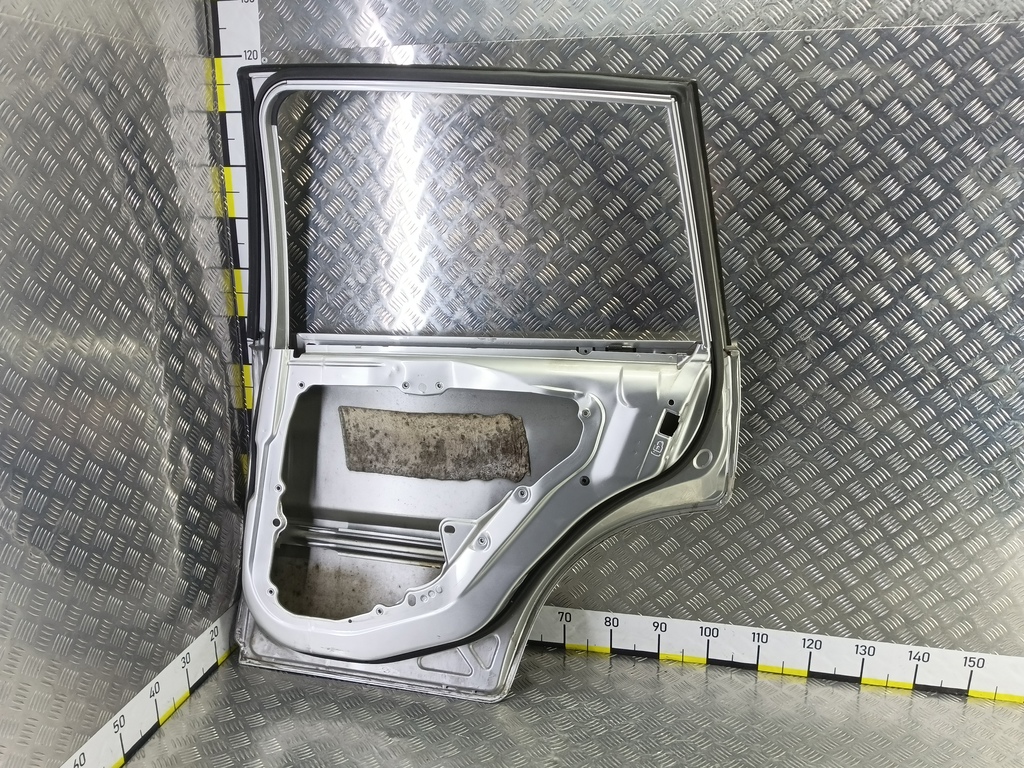 дверь FORD Fusion 1.4 MT (80 л.с.)Fusion  I рестайлинг (2005—2012) Хетчбэк 1692555, 4770 рублей, Москва