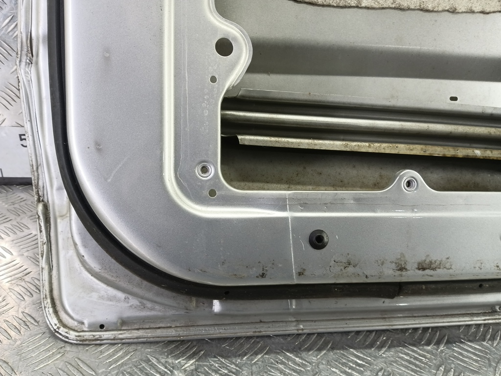 дверь FORD Fusion 1.4 MT (80 л.с.)Fusion  I рестайлинг (2005—2012) Хетчбэк 1692547, 9030 рублей, Москва