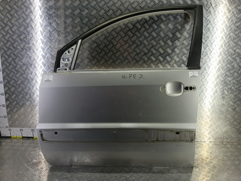 дверь FORD Fusion 1.4 MT (80 л.с.)Fusion  I рестайлинг (2005—2012) Хетчбэк 1692551, 11330 рублей, Москва