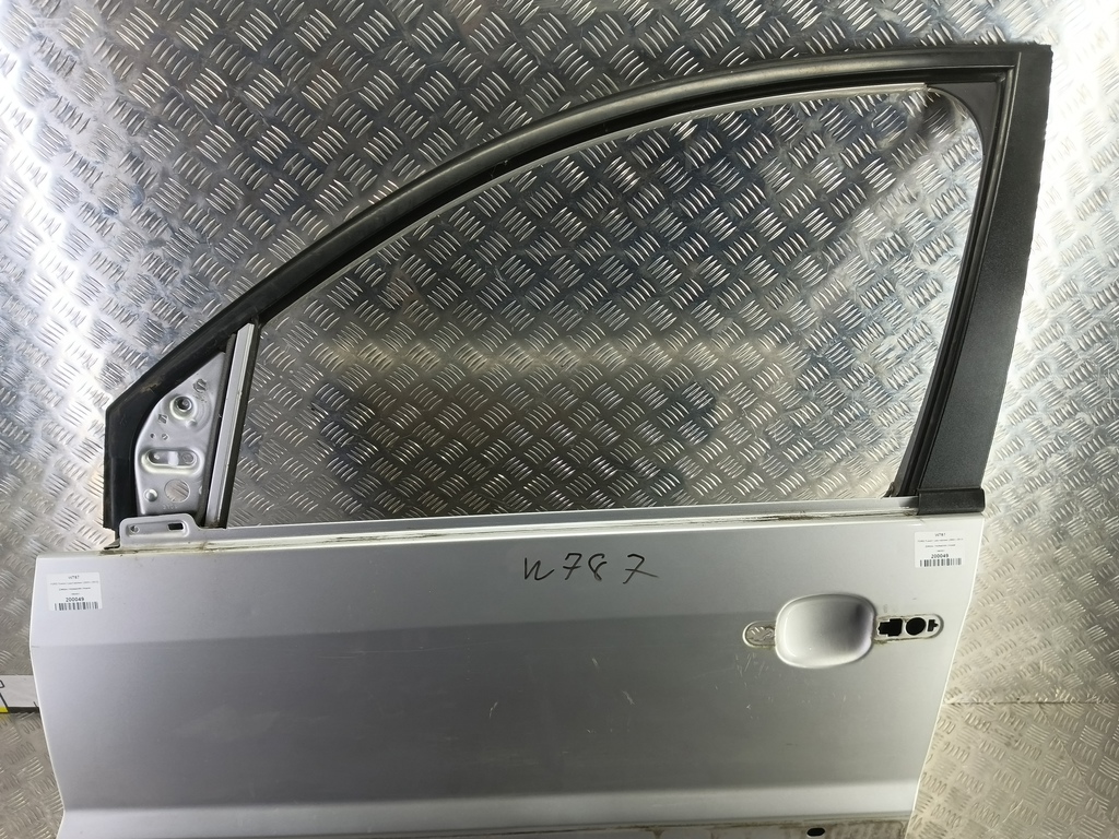 дверь FORD Fusion 1.4 MT (80 л.с.)Fusion  I рестайлинг (2005—2012) Хетчбэк 1692551, 11330 рублей, Москва