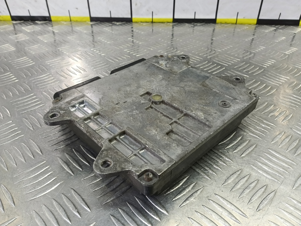 блок управления двигателем MITSUBISHI COLT  1860A441, 3279 рублей, Москва