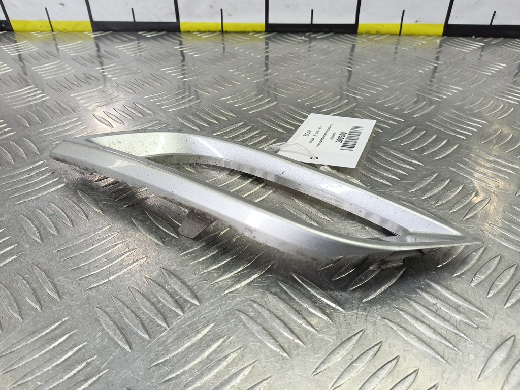 накладка бампера переднего MAZDA 3  BDL450C22, 1320 рублей, Москва