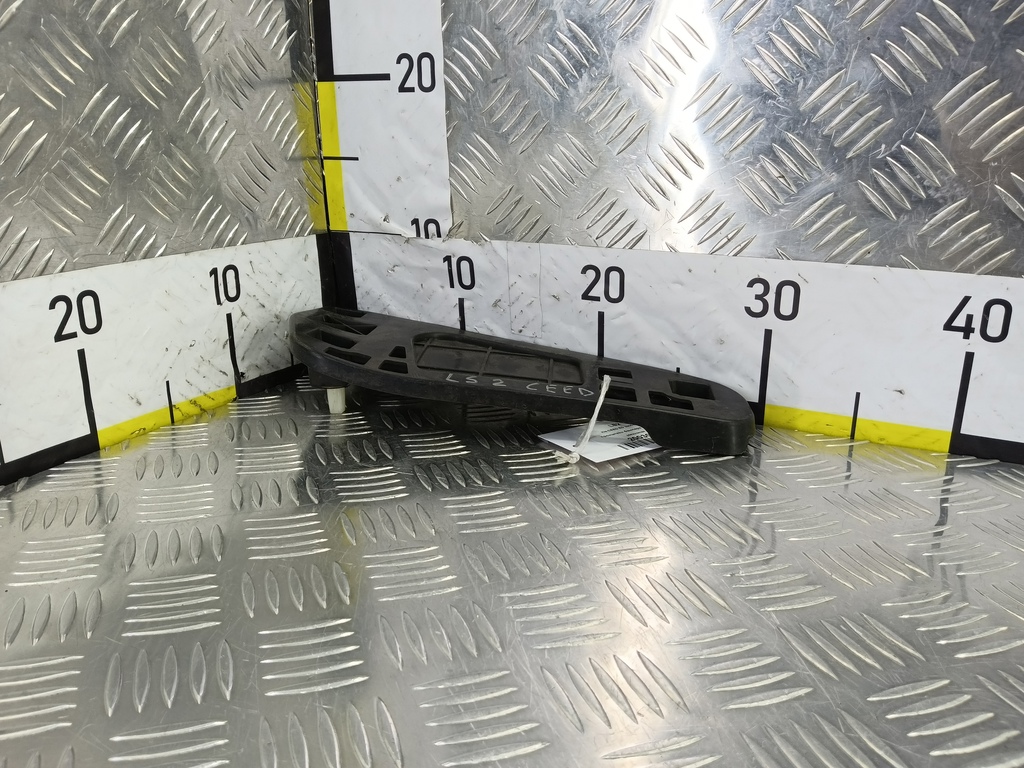 кронштейн бампера Kia Ceed  866231H100, 630 рублей, Москва