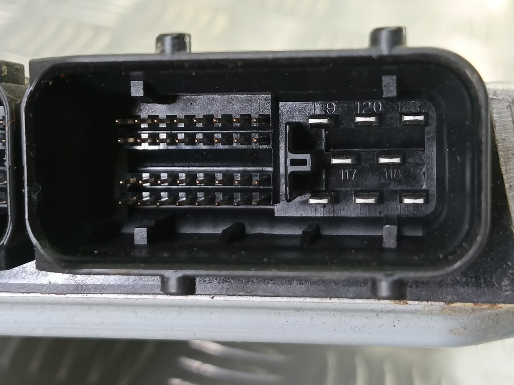 блок управления двигателем MITSUBISHI L200  2.5 DI-D MT (136 л.с.)L200  IV (2006—2014) Пикап 1860A898, 1550 рублей, Москва