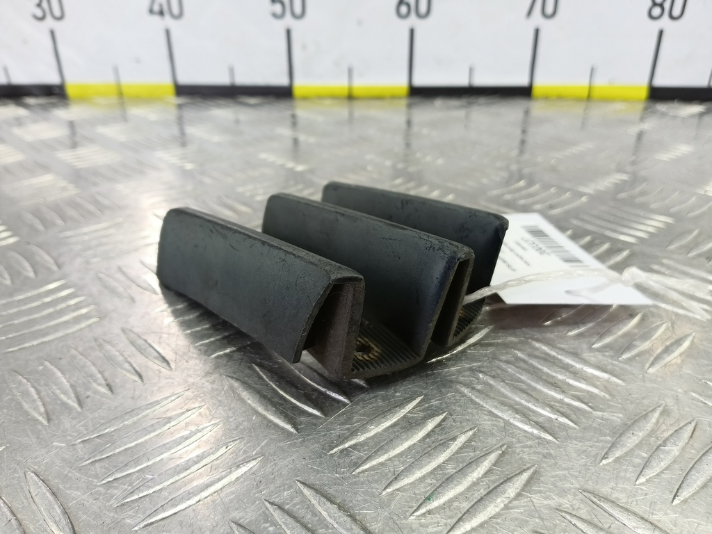 накладка бампера переднего MITSUBISHI PAJERO SPORT  MR496691, 980 рублей, Москва