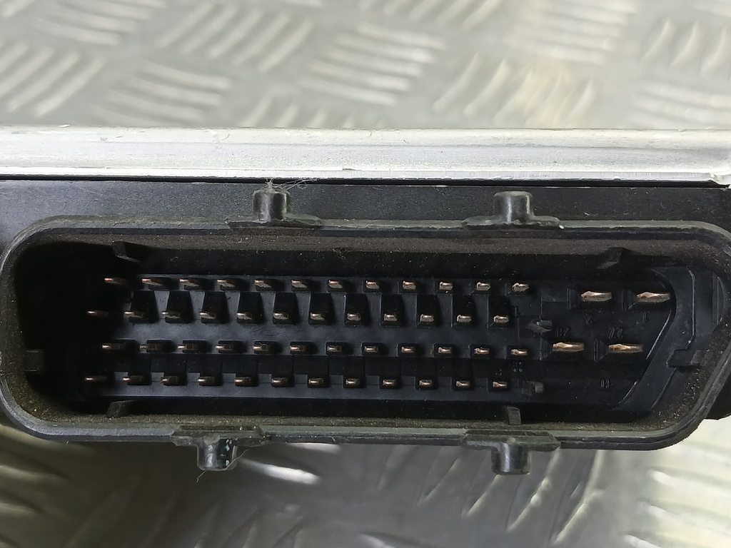 блок управления двигателем SKODA SUPERB  4B0907552C, 3279 рублей, Москва