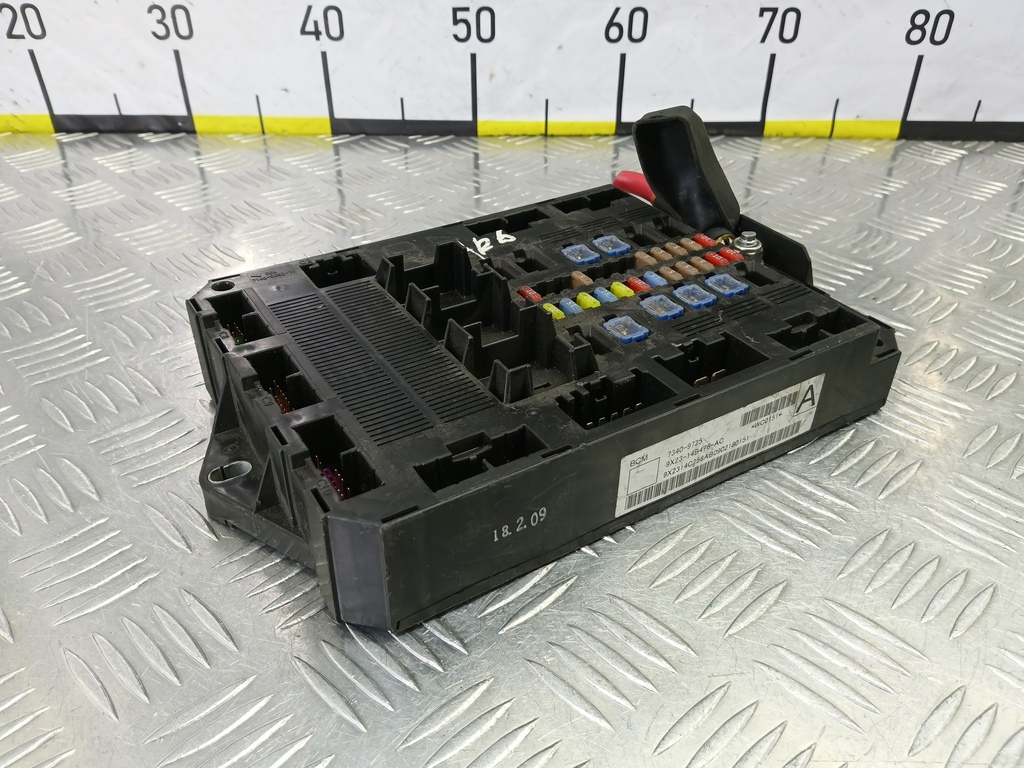 блок комфорта Jaguar XF 3.0 AT (238 л.с.)XF  I (2007—2011) Седан C2Z4652, 1550 рублей, Москва