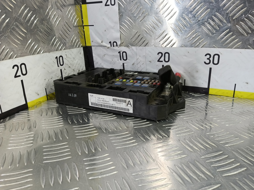 блок комфорта Jaguar XF 3.0 AT (238 л.с.)XF  I (2007—2011) Седан C2Z4652, 1550 рублей, Москва