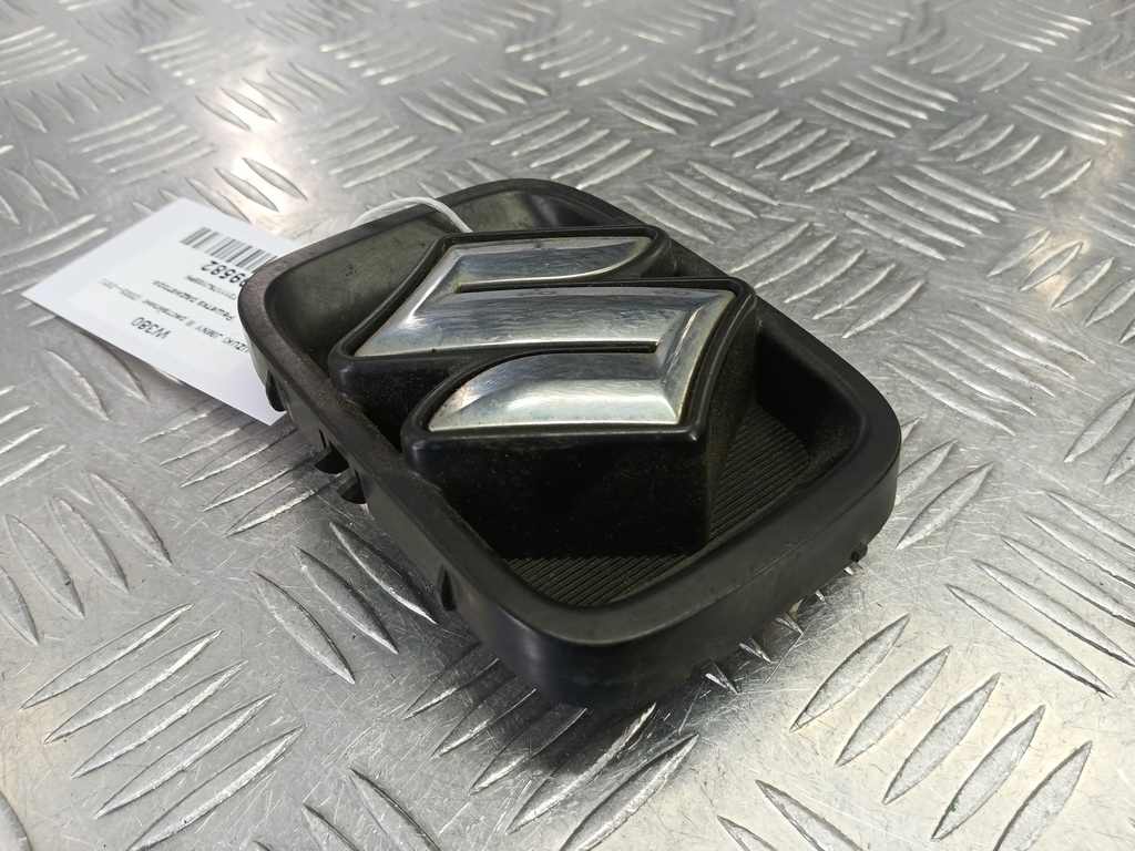 решетка радиатора SUZUKI JIMNY  7211176J105PK, 2130 рублей, Москва