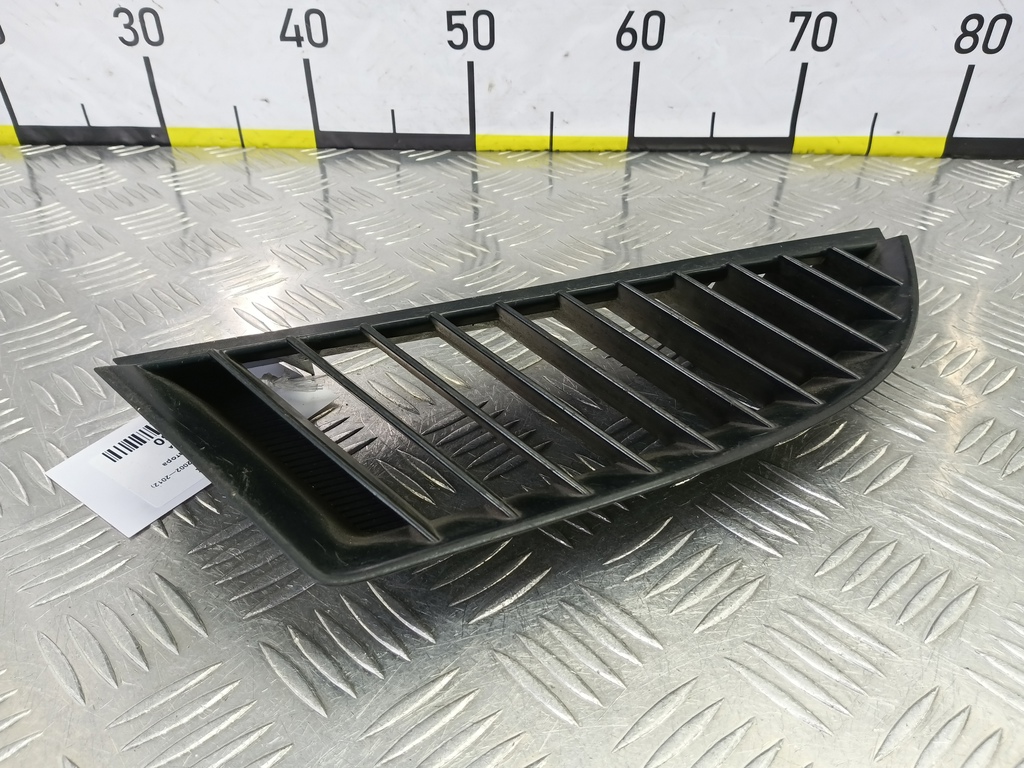 решетка радиатора MITSUBISHI COLT  MN127773XA, 2130 рублей, Москва