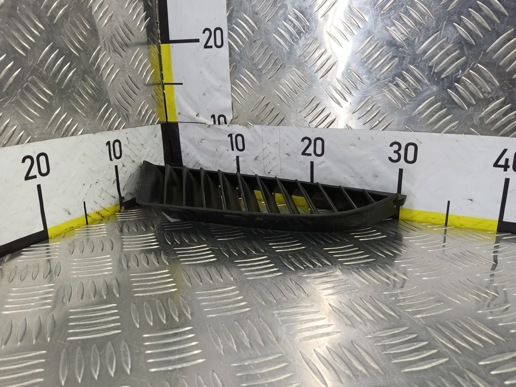 решетка радиатора MITSUBISHI COLT  MN127773XA, 2130 рублей, Москва