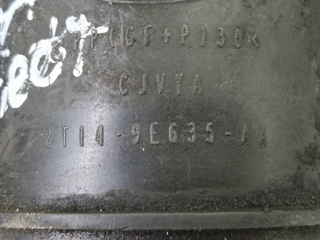 патрубок воздушный (пластик) FORD Tourneo Connect  1418917, 630 рублей, Москва