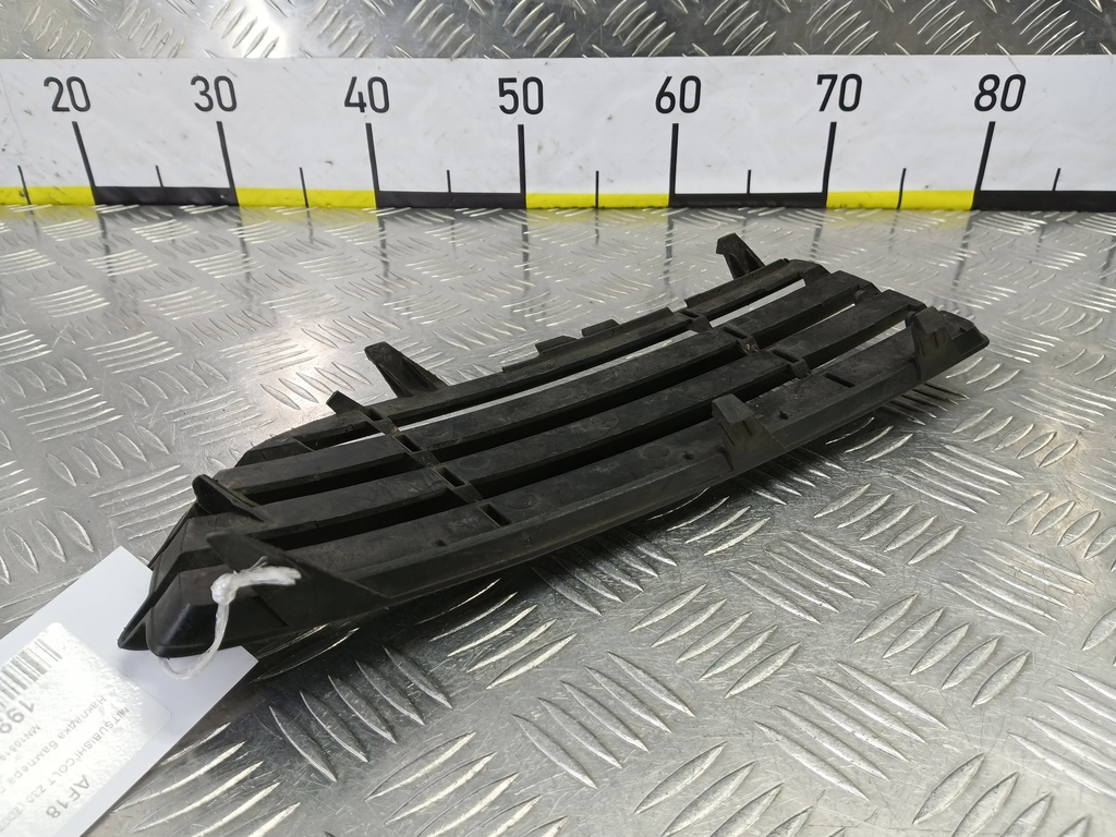 накладка бампера переднего MITSUBISHI COLT  MN105194XA, 3279 рублей, Москва