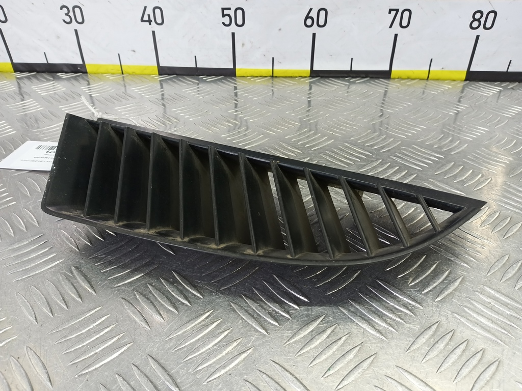 решетка радиатора MITSUBISHI COLT  MN127773XA, 2130 рублей, Москва