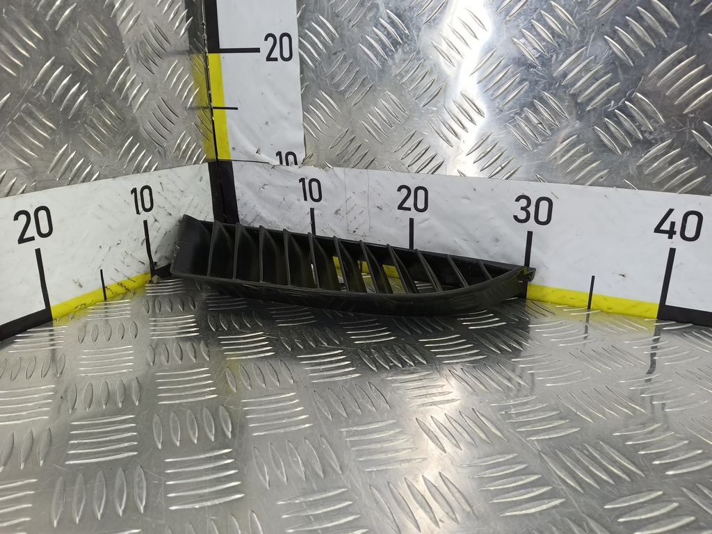 решетка радиатора MITSUBISHI COLT  MN127773XA, 2130 рублей, Москва