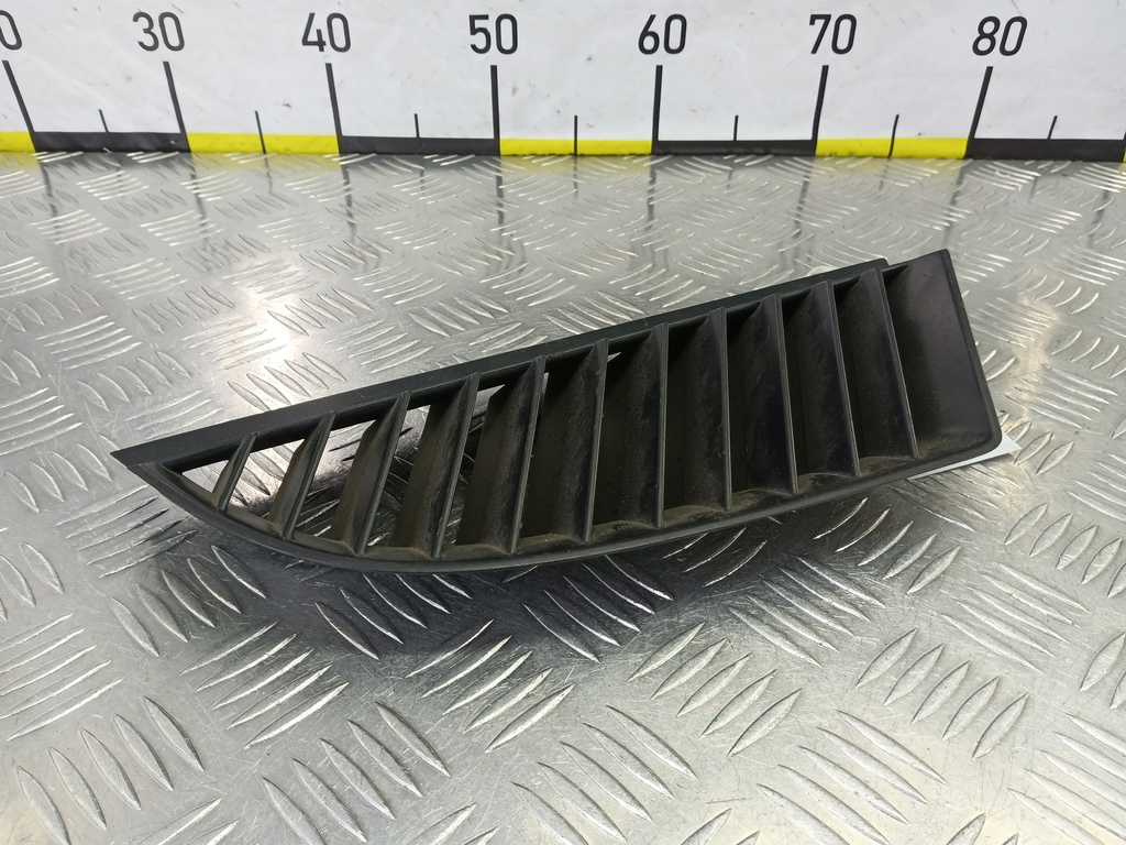 решетка радиатора MITSUBISHI COLT  MN127774XA, 2010 рублей, Москва