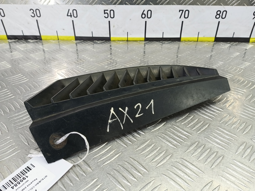 решетка радиатора MITSUBISHI COLT  MN127774XA, 2010 рублей, Москва