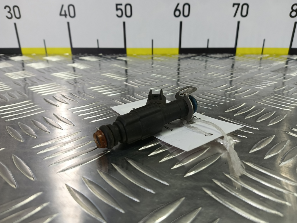 форсунка топливная MAZDA 6  LF0113250A, 860 рублей, Москва