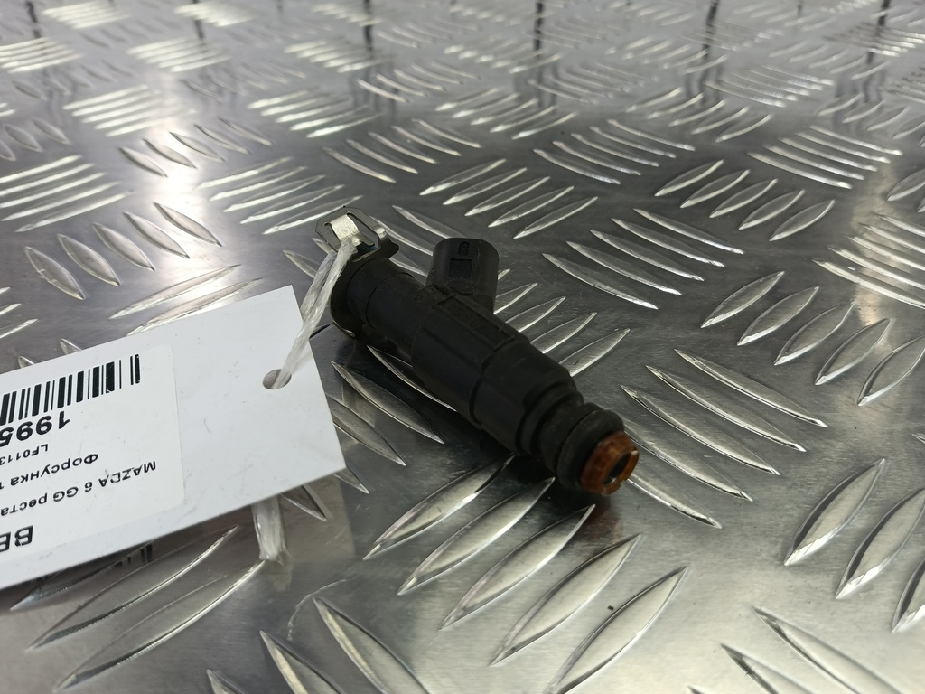 форсунка топливная MAZDA 6  LF0113250A, 860 рублей, Москва