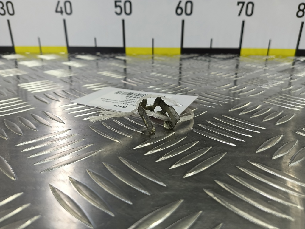 кронштейн форсунки топливной (зажим) MITSUBISHI ASX  1465A528, 520 рублей, Москва